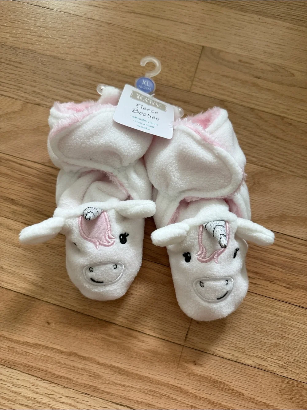 NWT Hudson Baby Unicorn Fleece Booties in White & Pink